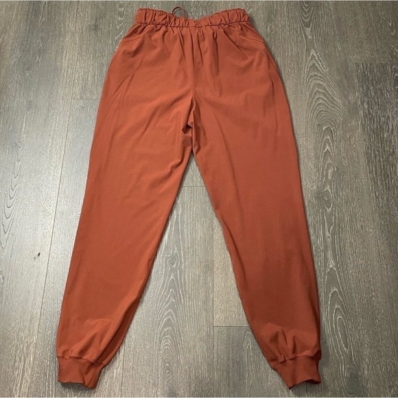Lululemon Keep Moving Jogger | Size 2 - Picture 5 of 6